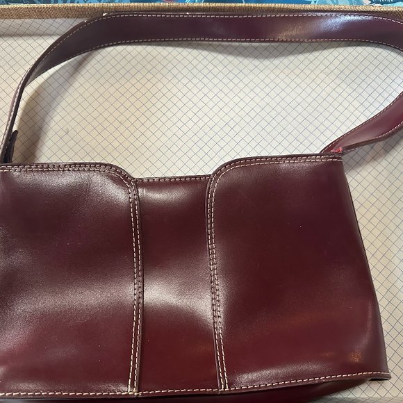 Reaction Kenneth Cole Red Leather Handbag - Picture 2 of 4